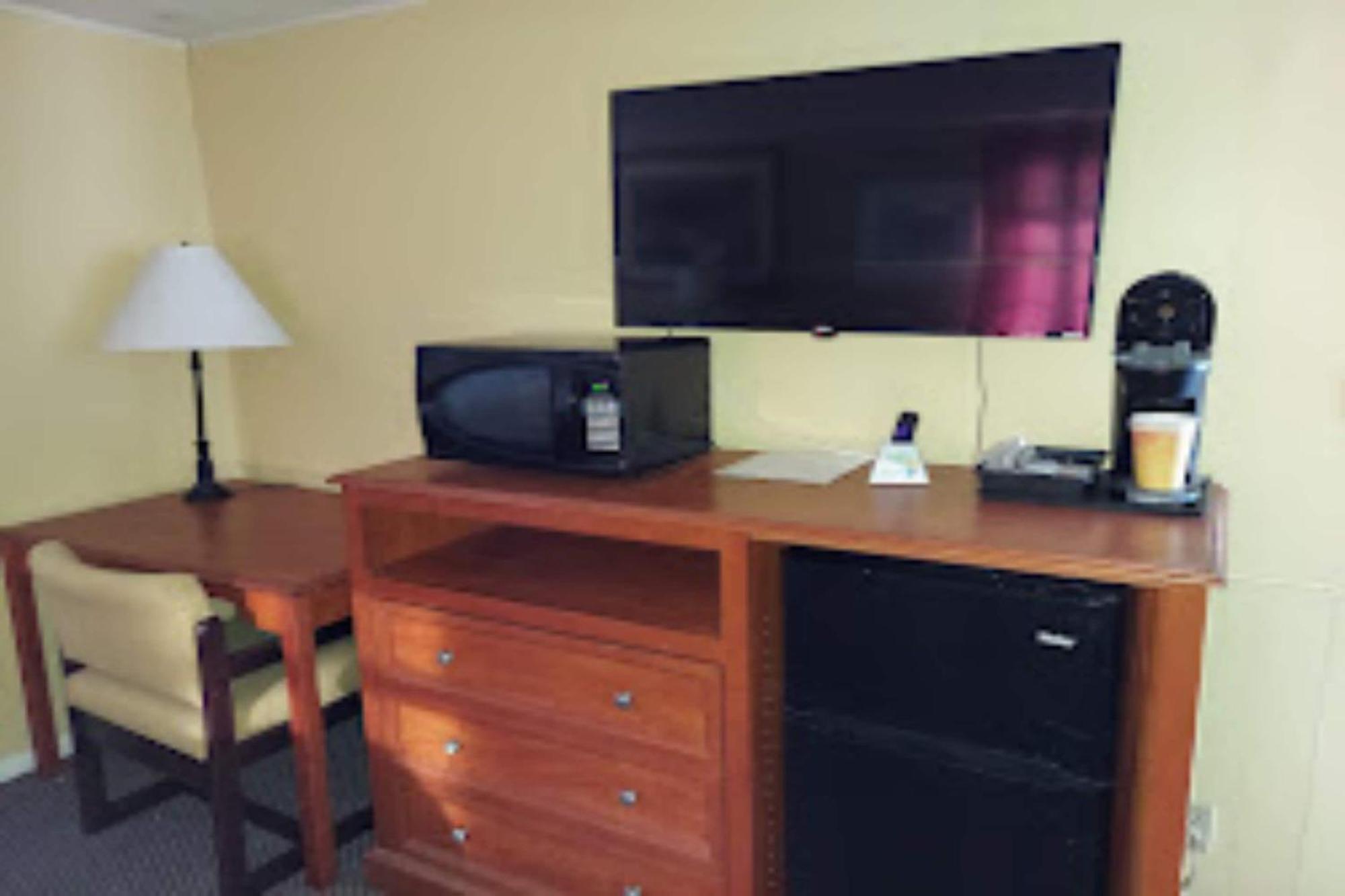 Colonial Inn Extended Stay By Oyo New Ulm Buitenkant foto